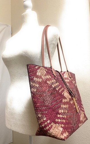 Lou Lou Vegan Leather Tote Woven Texture Pattern - Picture 3 of 7