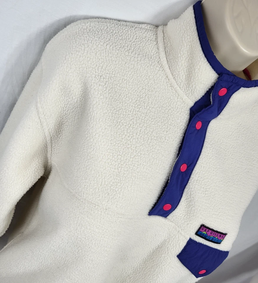 Pullover Gap Niñas Talla XL 12 Azul Abedul/Rosa Ártico Reedición Botón a Presión Polar Foto 3 de 4