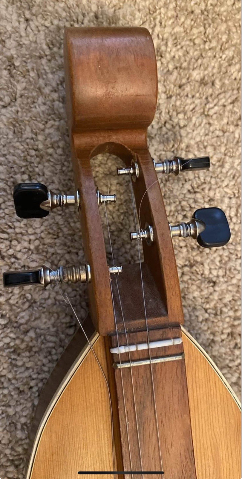 Dulcimer 4 String, Brand New Machine Heads