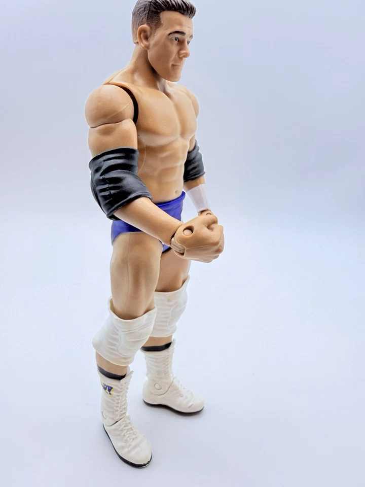 WWE Mattel The  Alex Riley Battle Pack Action Figures Series 13 - Image 4 of 4