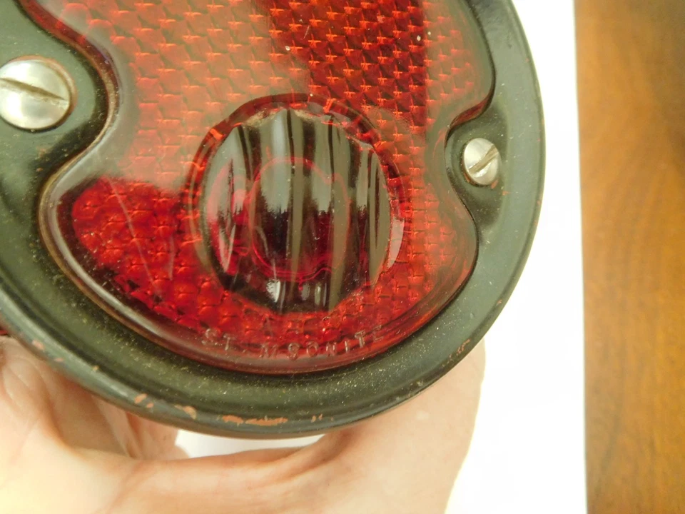 Dodge Truck 1937 1947 luz trasera Kalite Plymouth Diamond T Reo blanco federal Foto 4 de 4