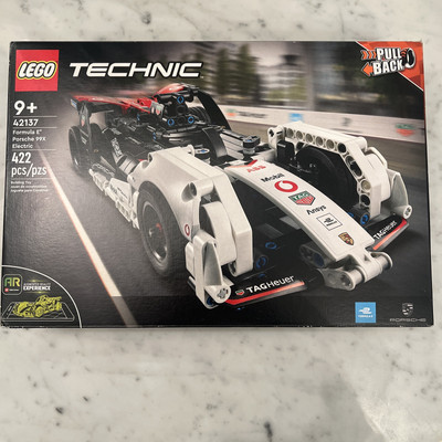 LEGO TECHNIC: Formula E Porsche 99X Electric (42137)