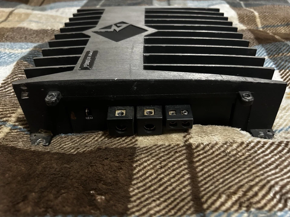 rockford fosgate bd 1000a1 银色 — 第 3/4 张图片