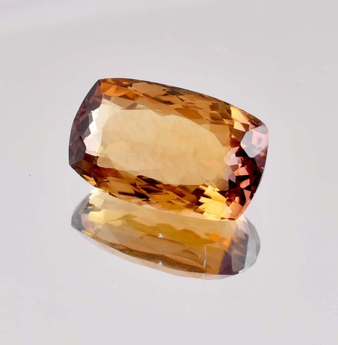23 x 14 mm Flawless Natural Bi-Color Ametrine 21.75 Ct (GIT Certified) Gemstone - Picture 5 of 6