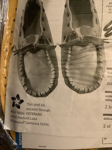 MOCCASIN Therapeutic Craft Kit Men & Boy’s Size 5 Women’s Size 6 #3442-5 Elks - Picture 3 of 4