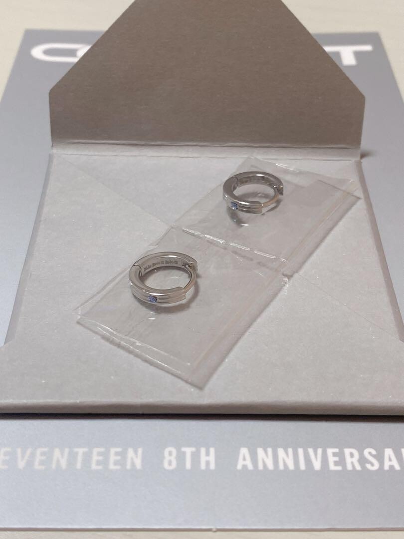 SEVENTEEN SVT DK 8TH ANNIVERSARY MERCHANDISE EARRINGS PHOTOCARD