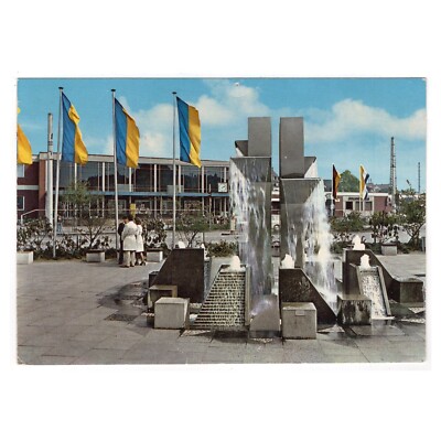 AK Solingen - Ohligs / Bremshey-Platz mit Bahnhof und Springbrunnen, 1976