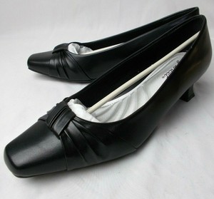 easy street dress shoes