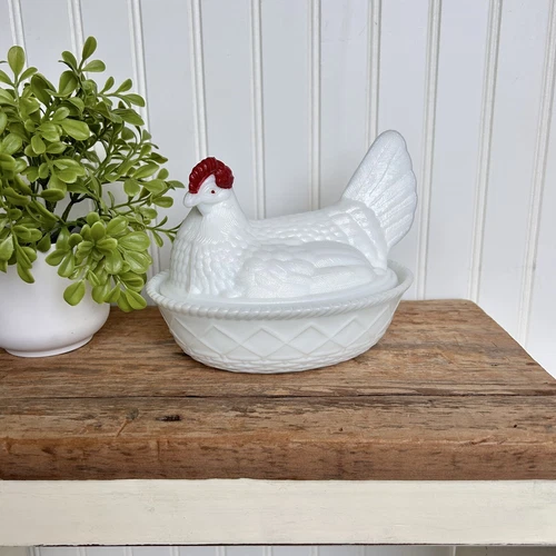 Vtg 6" High Westmoreland Milk Glass Hen on Nest Covered Dish, Red Comb and Eyes