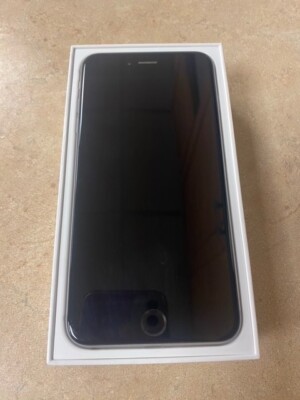 Apple iPhone 6 Plus Model A1522 Silver
