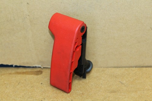 Mercedes E-Klasse W211 Griff Öffner Entriegelung Motorhaube Haubenöffner