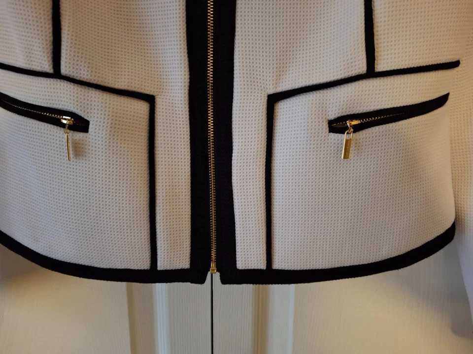 EUC Calvin Klein Zip-Front Piped Pique White Collarless Blazer Size 10 - Image 2 of 4
