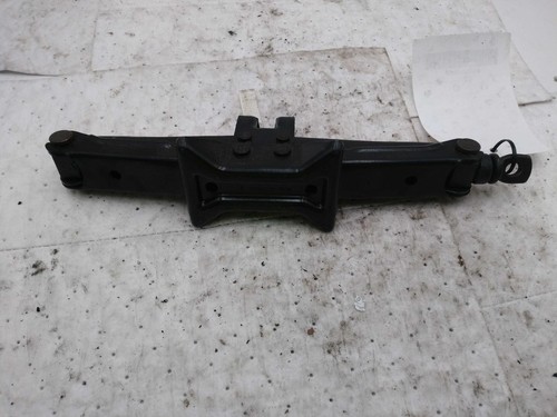 2000 Toyota Camry Floor Jack Grey 2778780 Used OEM Non-Interchange Item - Picture 2 of 9