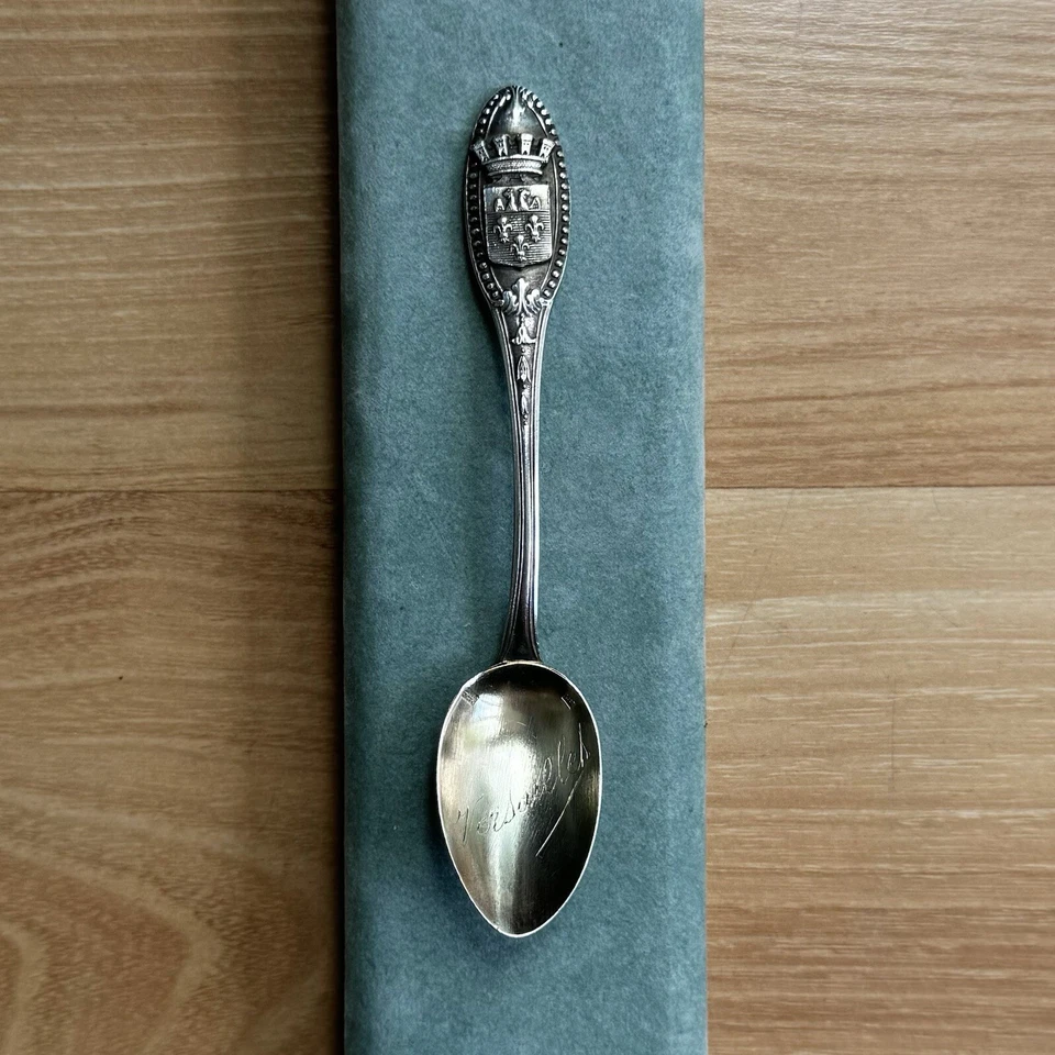 Antigua cuchara de recuerdo francesa de plata coleccionable grabada a mano Versalles 14,6 g Foto 2 de 4
