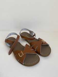 salt water sandals womens sizing