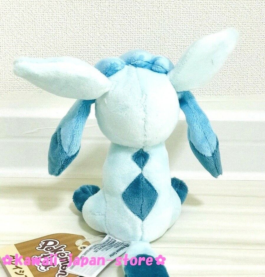 Glaceon Pelúcia Original Pokémon Center 22 cm