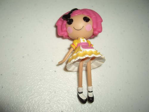 B6 Lalaloopsy 2pc Crumble Sugar Cookie Doll 3" Articulated & Heart Kitchen Sink - Picture 2 of 6