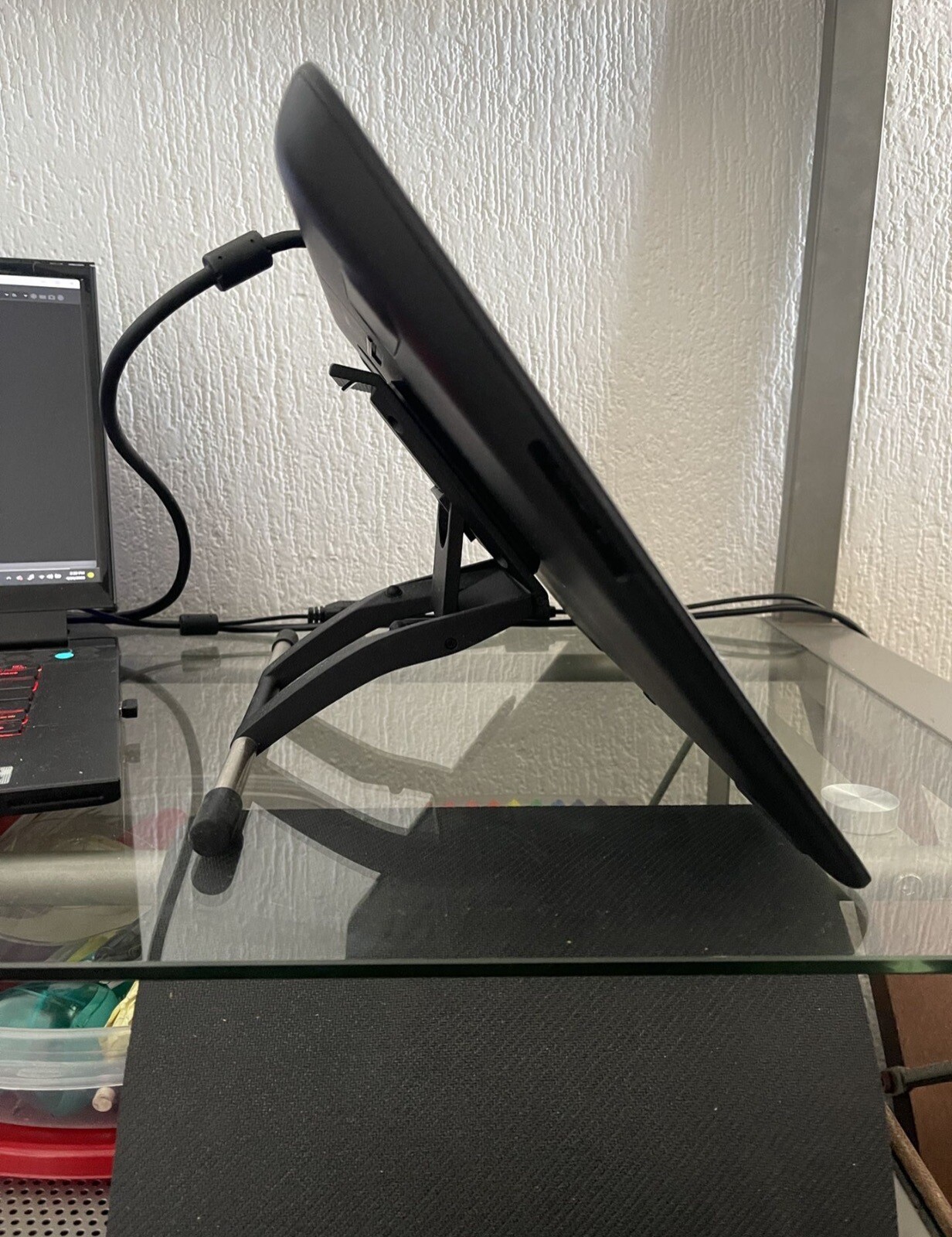 Cintiq 16 15.6” Used + Adjustable Stand 753218985392 eBay