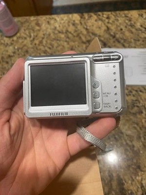 Fujifilm FinePix A Series A700 7.3MP Digital Camera - Silver for