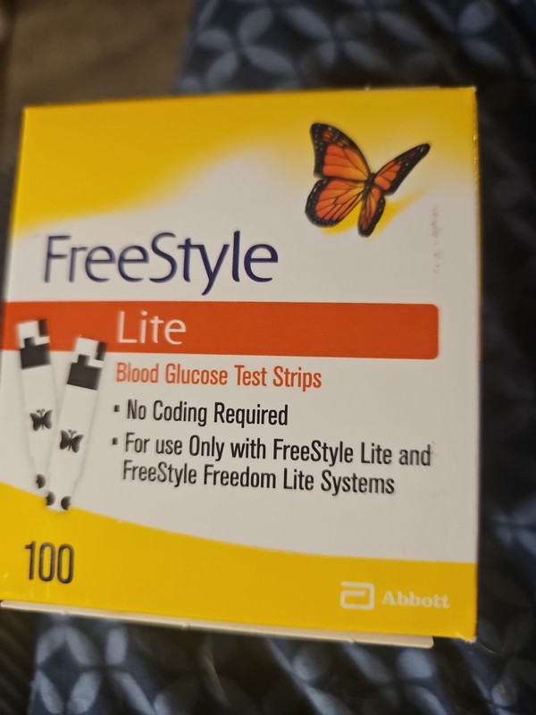 Freestyle Lite Blood Glucose Test Strips - 100 Count  Exp 10/31/27