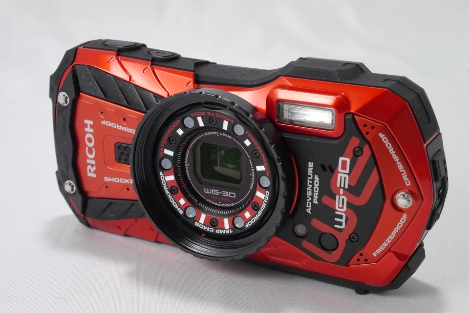 ⏯ RICOH WG-30 Vermillion Red 1.6MP Waterproof w/ 512MB SD Card JAPAN [Near MINT] - Image 3 of 4
