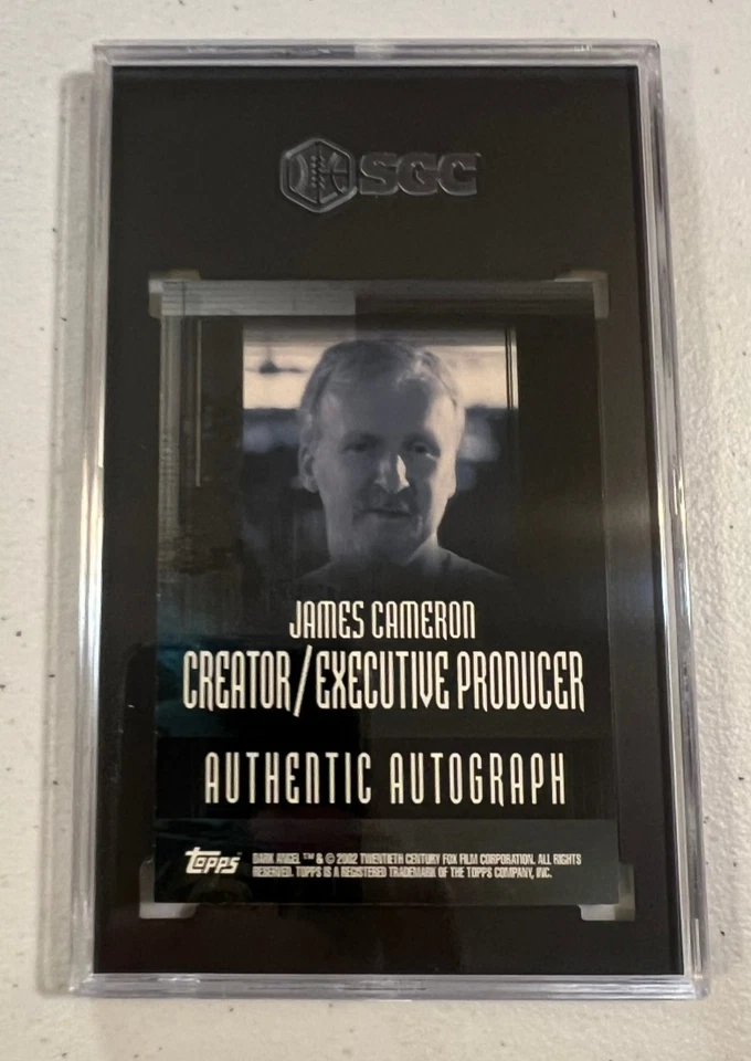 2002 Topps Dark Angel James Cameron Autograph Auto SGC 8.5 / 10 Card - Image 2 of 2