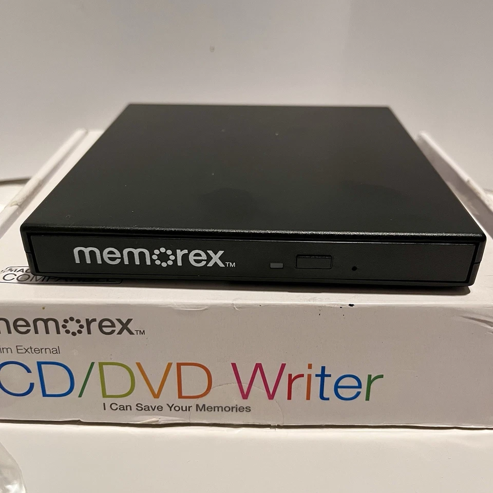 Устройство записи компакт-дисков/дисков Memorex MDW218B тонкое внешнее DVD 8X CDR 24X USB - Изображение 3 из 4