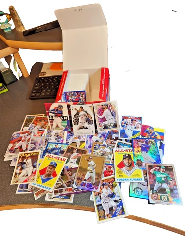 2023 Topps Series 2 Baseball   Jumbo  Box 196 Cards 135 Rookies