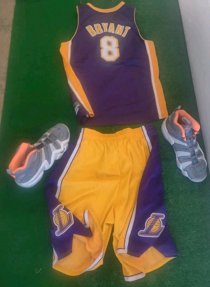 Los Angeles Lakers Kobe Bryant Nike Jersey Y XL adidas Shorts M Crazy 8 Shoes 10 - Image 4 of 4