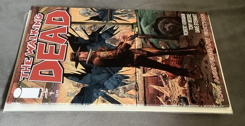 THE WALKING DEAD 10TH ANNIVERSARY EDITION 2013 OCT ISSUE #1 IMAGE - Picture 3 of 10