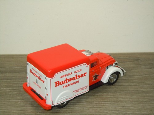 1937 Dodge Airflow The Budweiser - Matchbox YVT02-M - in Box *71012 - Picture 3 of 5