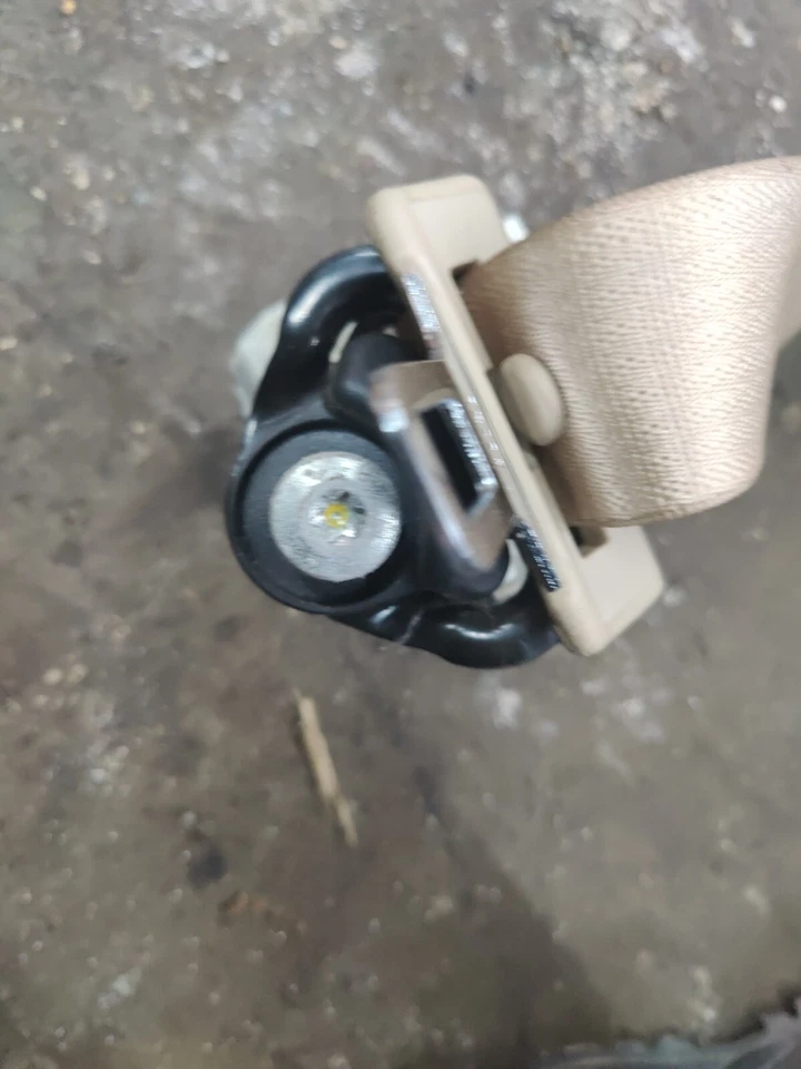 GMC YUKON XL 1500 2007-2014 segunda fila trasero segunda fila lado izquierdo cinturón de seguridad OEM Foto 3 de 3