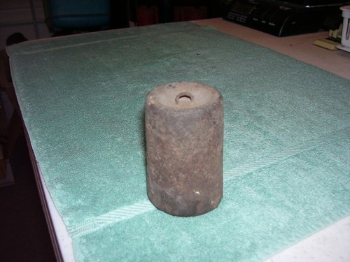 Antique Farm Platform Grain Scale Small 2 1/2 lb. cast iron WEIGHT steampunk