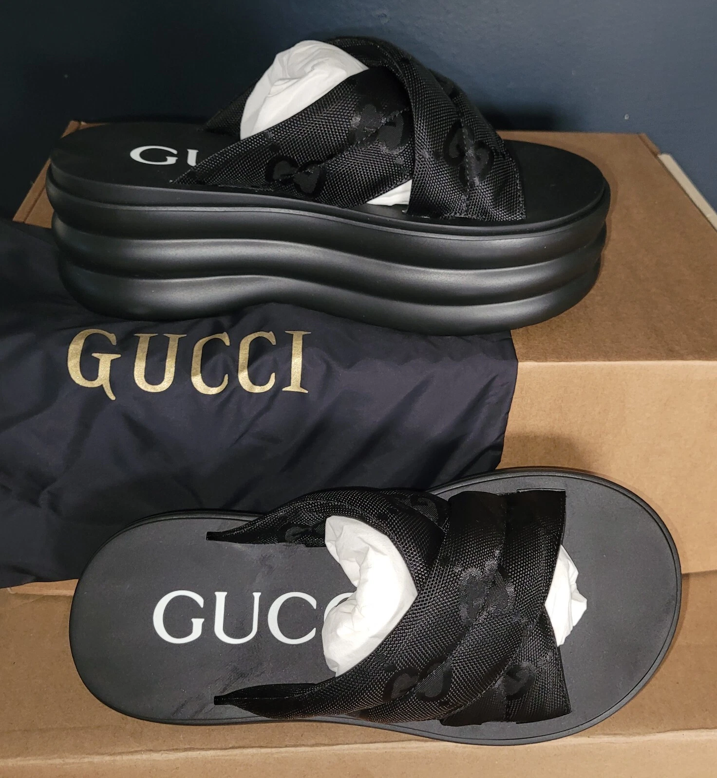 NEUF AUTHENTIQUE GUCCI GG PLATEFORME SLIDE « NOIR » FEMME GUCCI 37 (US 7)
