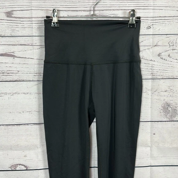 beyond-yoga high rise cutout smooth compression leggings