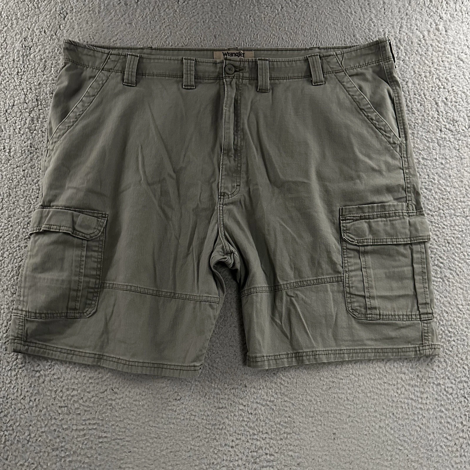 Wrangler Authentics Mens Cargo Shorts Green Size 48 Stretch Cotton Blend