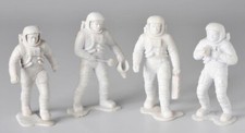 Vintage Louis Marx Astronauts Plastic Figures Lot of 4 Made in USA 1970