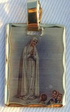 OUR LADY of FATIMA Pozłacany gp Platerowany laser Charm Wisiorek 23x 17mm