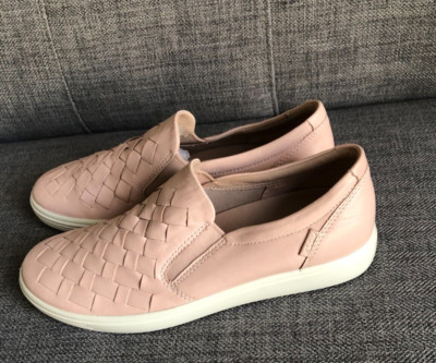 NWOB ECCO Women's Soft 7 Woven Leather Slip on Sneakers Size 9