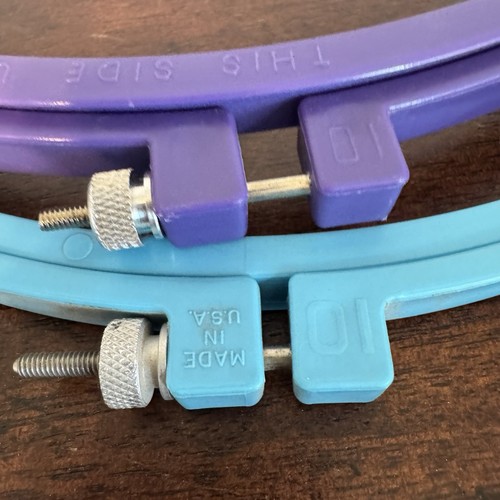 2 - Susan Bates Plastic 10" Embroidery Hoop Screw & Frame NOS Purple Blue - Picture 3 of 6