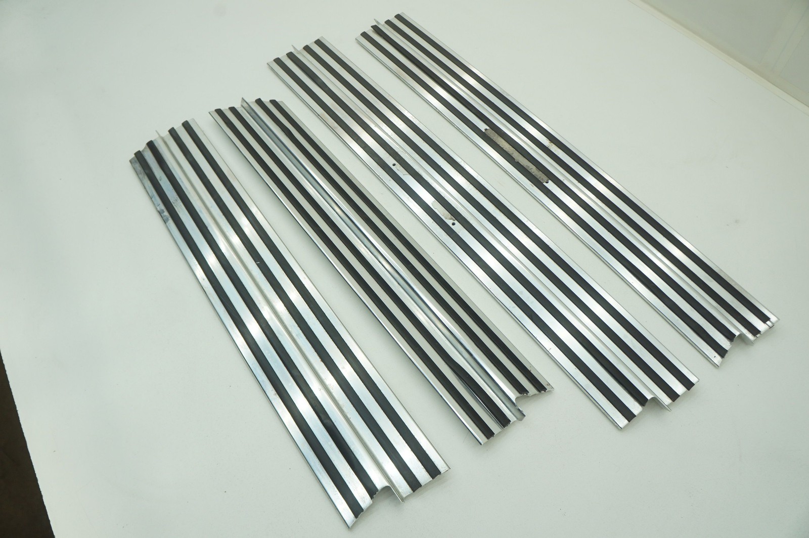 Set 4 Front Rear Left Right Door Sill OEM 51477057020 Rolls Royce Phantom Vii 06