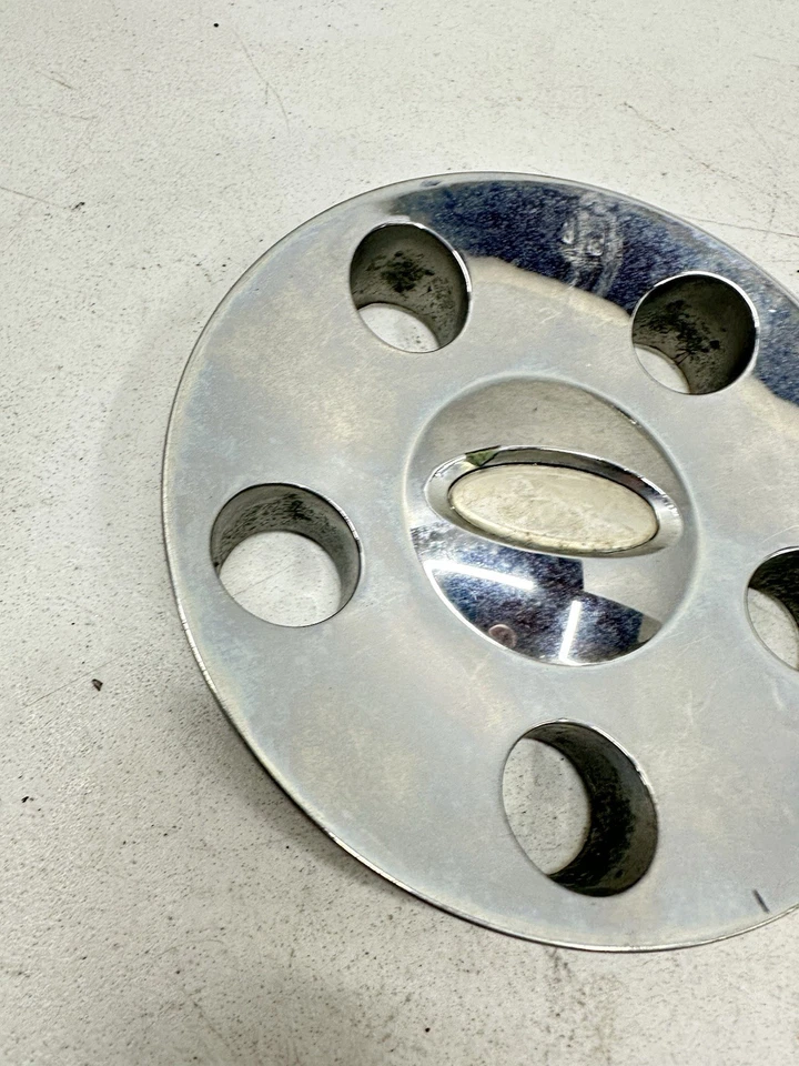 Tapacubos Ford Edge 2008-2010 OEM cromada 8T43-1A096-AA BT43 S3 08 09 10 Foto 3 de 4