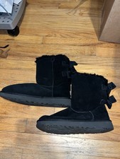 Women's UGG BAILEY SUEDE BOW BLACK BOOTS SIZE 9 1153475