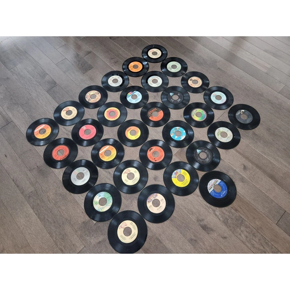 Lot of (31) Vinyl Records 45 RPM - Brad, Queen, Elton John, Jackson 5, Meat Loaf - Image 2 of 4