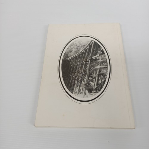 Noojee And Neerim By Dorothy Hunt Paperback Book Local History Australia - Picture 2 of 13