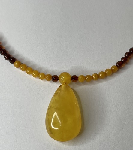 GENUINE Yellow BALTIC Amber Stone NECKLACE.EGG YOLK Color Amber Stone PENDANT. - Picture 12 of 16