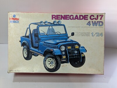 1980's ESCI Renegade CJ7 4WD 1/24 Jeep Plastic Model Kit 3041. Italy