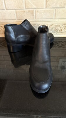   $149 New Super Cute & Comfy Solid Black Genuine Leather  Heel Boots 8.5 M