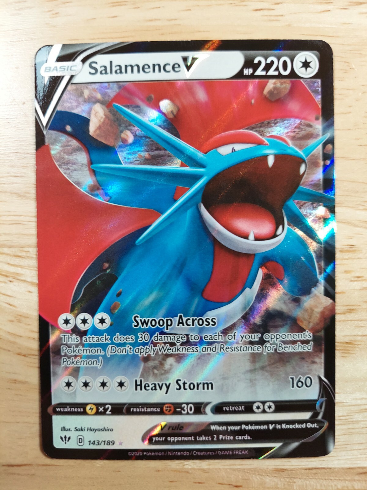 Salamence V 143/189 Darkness Ablaze NM Ultra Rare Pokemon Card 