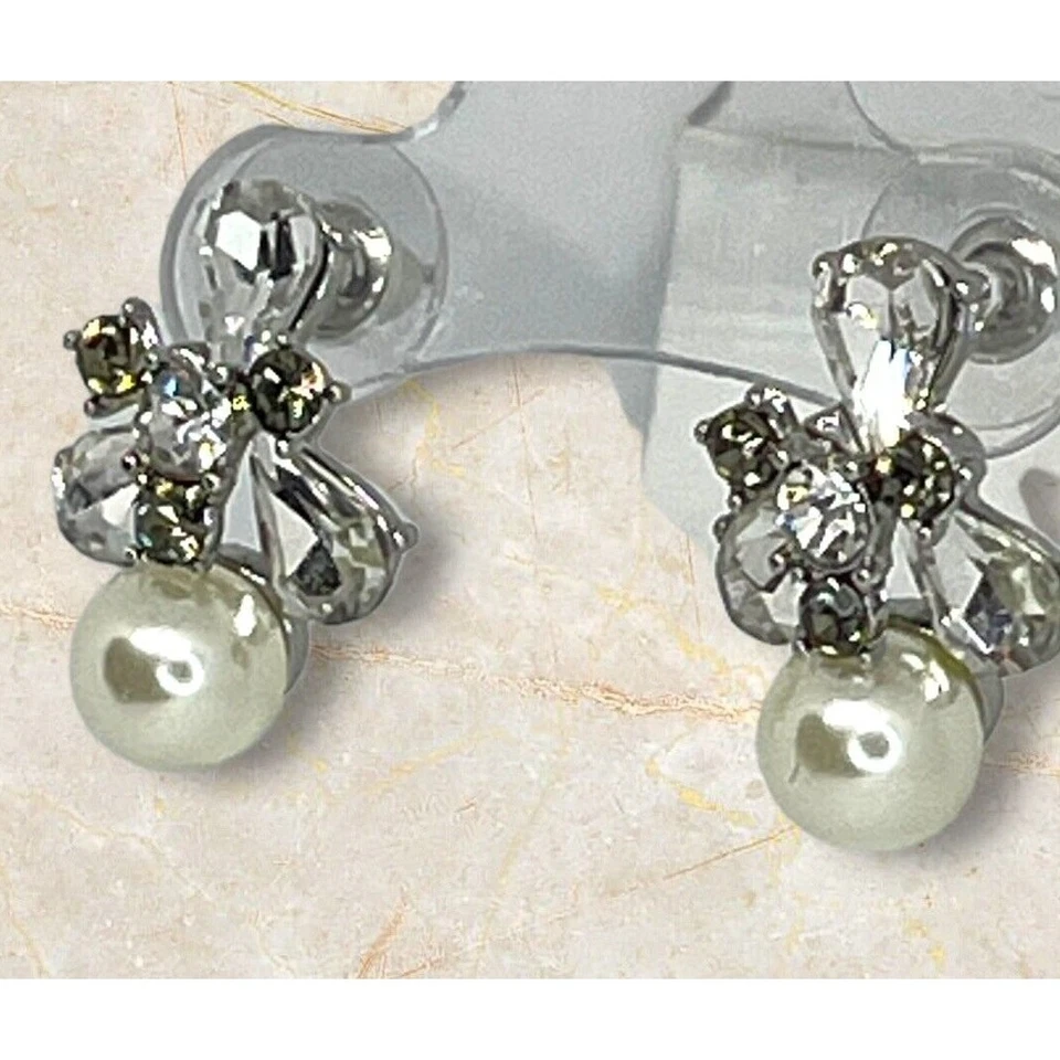 Brincos de gota de cristal pérola falsa tom prata estilo deslumbrante elegante moderno novo com etiquetas - Imagem 2 de 4